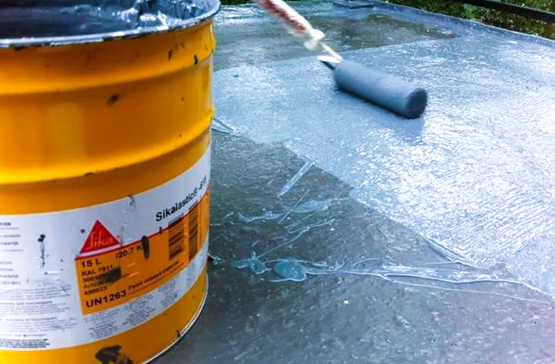 لماذا يُعد اللاتكس خيارًا مثاليًا لعزل الأسطح الداخلية؟