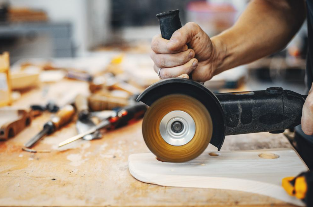 7 نصائح لإطالة عمر الأدوات الكهربائية الصناعية