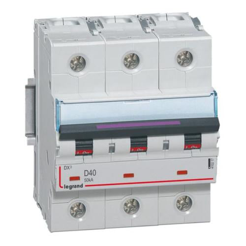 410217Legrandقاطع دارة Legrand DX3 ثلاثي الأقطاب 40A منحنى D