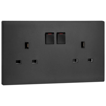 MEC32036BLLegrandمقبس أوبريا ثنائي المنفذ BS 13A مع مفتاح - أسود مات