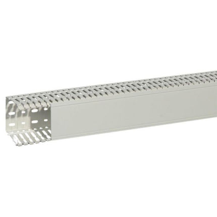 636217Legrandمجرى الكابلات الأزرق الخالي من الهالوجين Legrand 80x80 2000 ملم