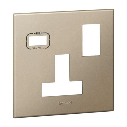 575136ALegrandلوحة ليجراند أحادية الفتحة BS 13A مع منفذ USB ذهبي
