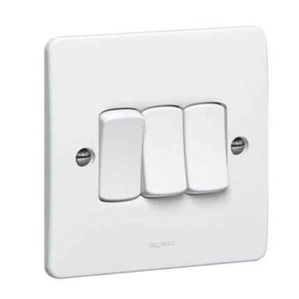 730003Legrandمفتاح سينرجي أحادي القطب 3 عصابات ثنائي الاتجاه 10AX 250V أبيض