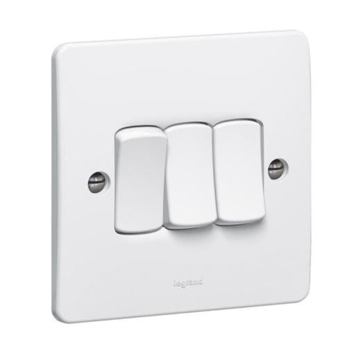 730003Legrandمفتاح سينرجي أحادي القطب 3 عصابات ثنائي الاتجاه 10AX 250V أبيض