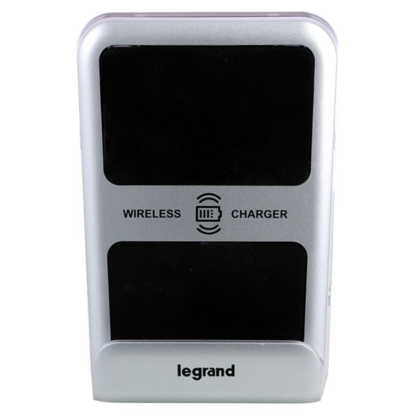 077699LLegrandموزايك شاحن لاسلكي 10 واط IP66 IK8 ألومنيوم أسود