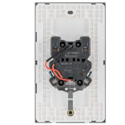 MEC21030WHLegrandمفتاح Obria ثنائي الوحدة 1W عمودي 45A DP مع مؤشر LED أحمر أبيض مات