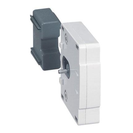 416879Legrandقفل ميكانيكي لجهاز التحكم في المحرك Legrand CTX3 ثلاثي الطور 40A-135A