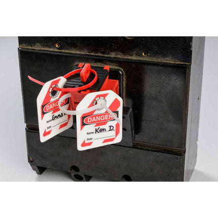 TAGLOCK Oversized ClampOn Breaker Lockout