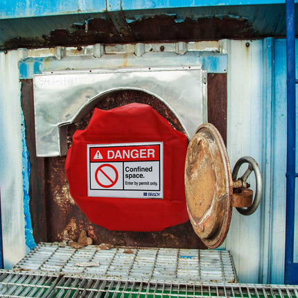 Solid Lockable Cover Confined Space  Medium