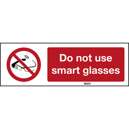 ISO Safety Sign  Use of smart glasses prohibited