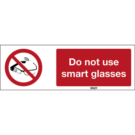 ISO Safety Sign  Use of smart glasses prohibited