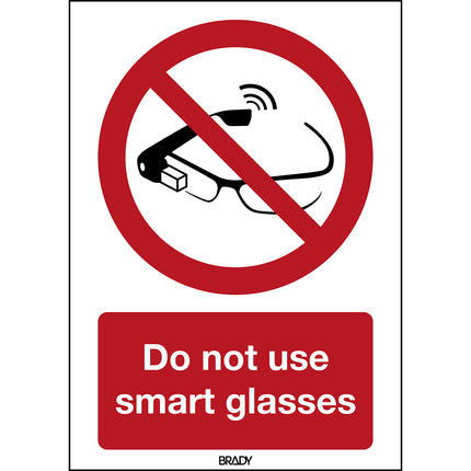 ISO Safety Sign  Use of smart glasses prohibited