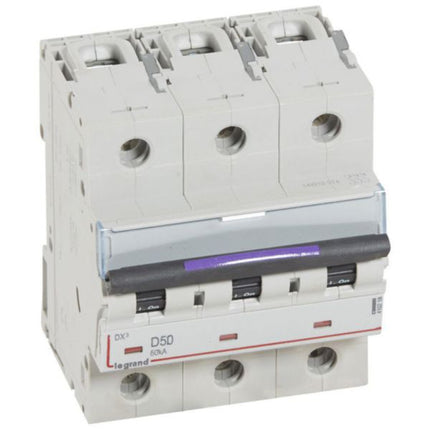 410218Legrandقاطع دارة ليجراند DX3 ثلاثي الأقطاب 50A منحنى D
