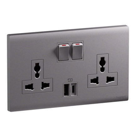 MEC33077SLLegrandمنفذ Obria ثنائي 16A متعدد المعايير مع USB A+C 27W فضي داكن