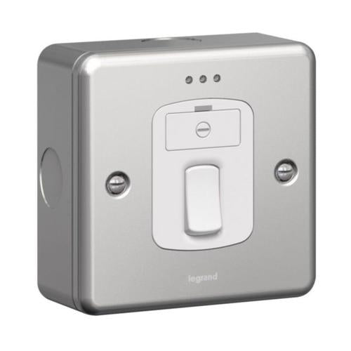 733835Legrandوحدة اتصال مدمجة Synergy ثنائية القطب مع مؤشر LED معدني