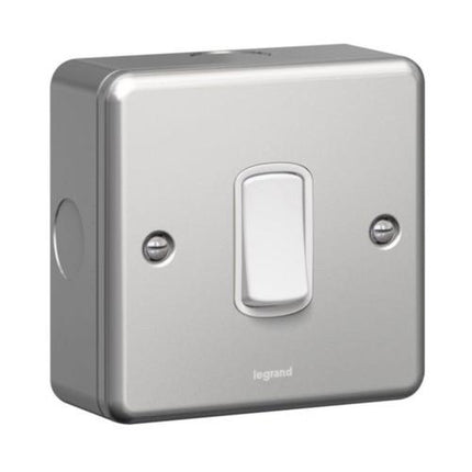 733801Legrandمفتاح Synergy أحادي القطب 1 مجموعة ثنائي الاتجاه 10AX 250V معدني
