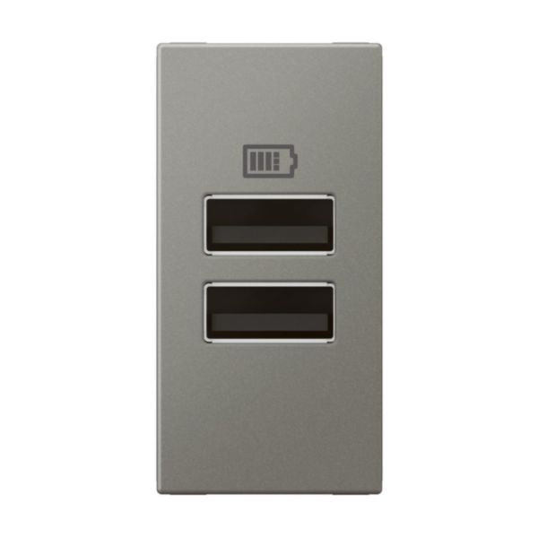 571685Legrandمقبس أرتيور USB وحدة واحدة منفذ ثنائي A+A 3A 15W مغنيسيوم