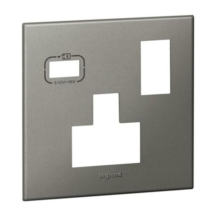 575471Legrandلوحة Legrand موحدة متعددة المعايير بمقبس واحد مع USB ماغنيسيوم