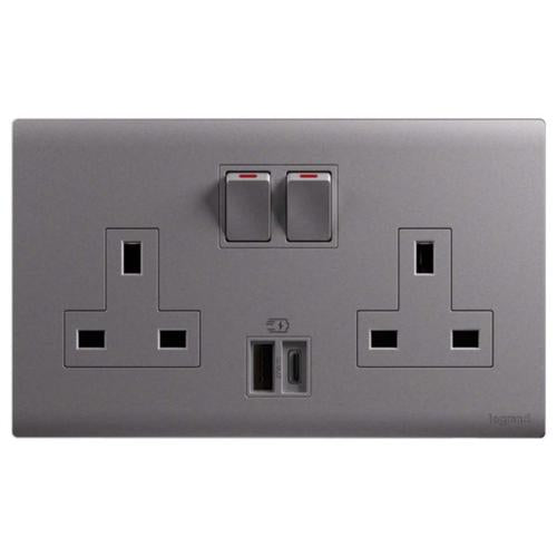 MEC33076SLLegrandأوبريا مقبس كهربائي ثنائي 13A مع USB A+C 27W فضي داكن