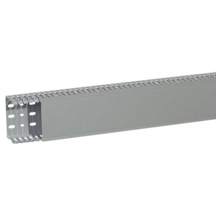 636120Legrandقناة كابلات ترانسكاب من ليجراند 100x60 ملم رمادي PVC