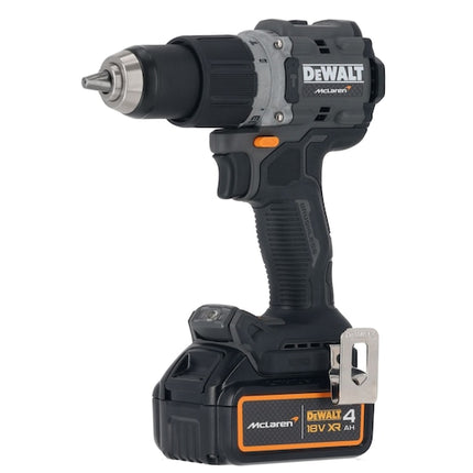 DCD85MM1T-GBDEWALTمثقاب مطرقة برطلة DEWALT McLaren F1 18V XR بدون فرش