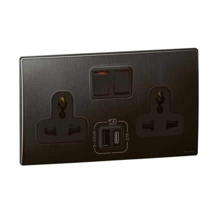 281138BBLegrandملليا سنسز مقبس ثنائي متعدد المعايير مع شاحن USB 27W