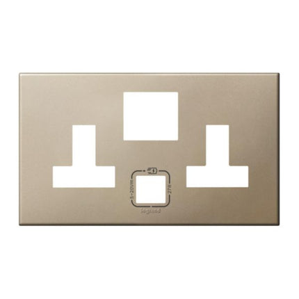 575442Legrandلوحة Legrand ثنائية الفتحة BS 13A مع مفتاح وUSB 27W ذهبي