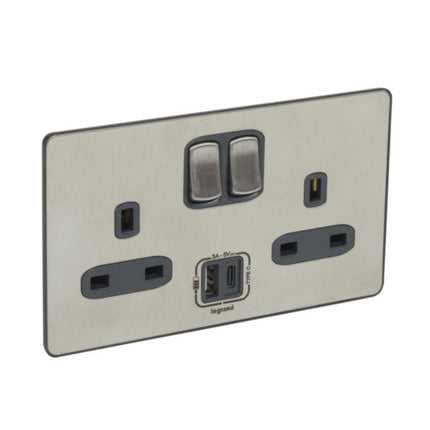 832079Legrandسينرجي سليك مقبس ثنائي بمفتاح 13 أمبير وشواحن USB فولاذ مقاوم للصدأ