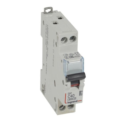 407746Legrandقاطع دائرة كهربائي Legrand DX3 بقطب واحد محايد 40 أمبير منحنى C