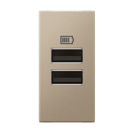 571686Legrandوحدة أرتيور USB بمنفذين A+A 3A 15W لون شمبانيا