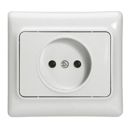 782120Legrandمقبس كابتيكا 2P مع فتحات الأمان تركيب غاطس 16A 250V أبيض