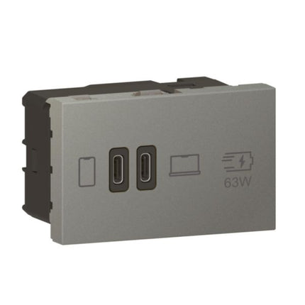 575491Legrandشاحن أرتيور USB بـ 3 وحدات 63 وات توصيل الطاقة من النوع سي مغنيسيوم