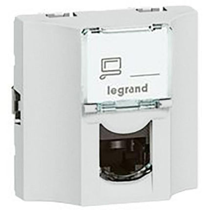 572909Legrandمنفذ RJ45 عبور Arteor الفئة 6 UTP ألومنيوم ناعم