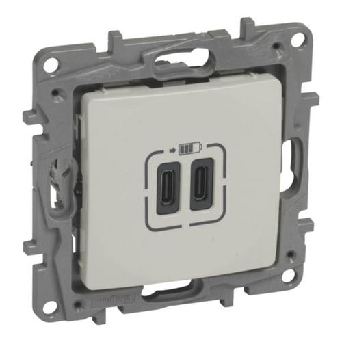 764695Legrandنيلوه مقبس شحن USB مزدوج من النوع C+C بـ 2 وحدة عاجي