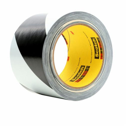 71000130043Mشريط 3M Safety Stripe Tape 5700 أسود وأبيض فينيل