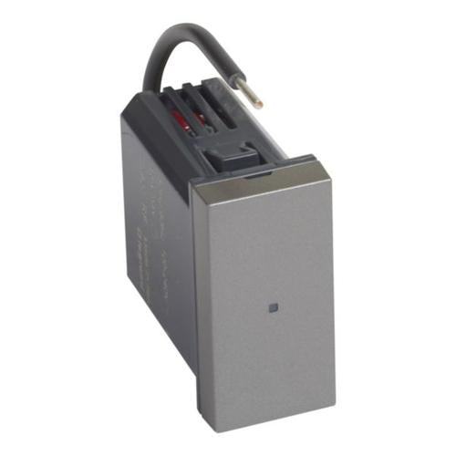 574228Legrandوحدة منفذ الطاقة المتصلة Arteor مع Netatmo 574228
