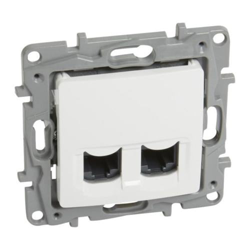 764574Legrandنيلوي 2x RJ45 Cat.6 UTP مقبس أبيض 9 جهة اتصال