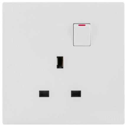 MEC32035WHLegrandمقبس تبديل Obria بمعيار BS 13A أحادي مع LED أبيض مات