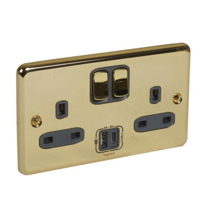 833479Legrandسينرجي أوثينتيك مقبس ثنائي محمي 13 أمبير مع شاحن USB ذهبي
