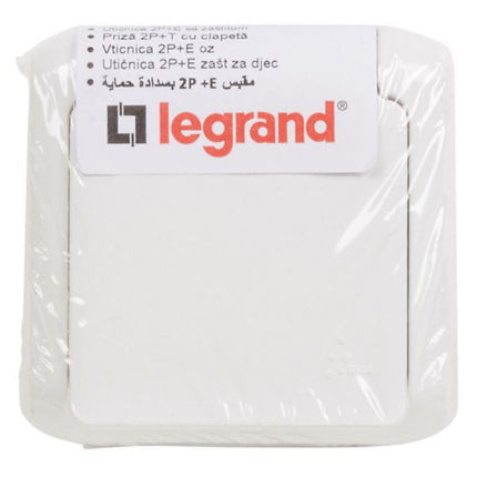 782375Legrandمقبس معيار فرنسي فوريكس 2P+E تركيب سطحي 16 أمبير أبيض