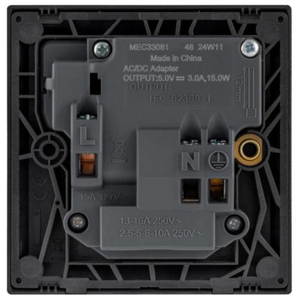 MEC33081SLLegrandمقبس Obria أحادي الفتحة 16A متعدد المعايير مع منفذ USB Type A 15W فضي داكن