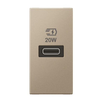 571698Legrandوحدة مقبس Arteor USB من نوع C بتقنية Power Delivery 20W لون شمبانيا
