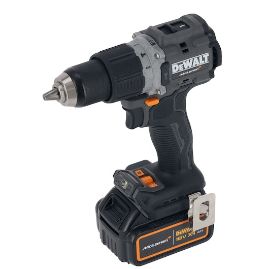 DCD85MM1T-GBDEWALTمثقاب مطرقة برطلة DEWALT McLaren F1 18V XR بدون فرش