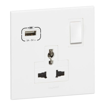572138ALegrandأرتيور منفذ متعدد المعايير أحادي الوحدة مع شاحن USB A بقوة 15 واط