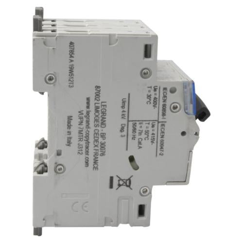 407854Legrandقاطع دائرة Legrand DX3 ثلاثي الأقطاب 4A بسعة 6kA