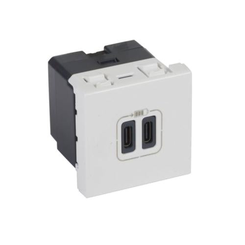 572072LegrandArteor 2 منفذ شحن USB من النوع C 3A 15W 230V أبيض