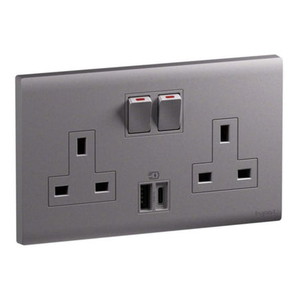 MEC33090SLLegrandأوبريا مقبس تبديل ثنائي BS 13A مع USB A+C 15W فضي داكن