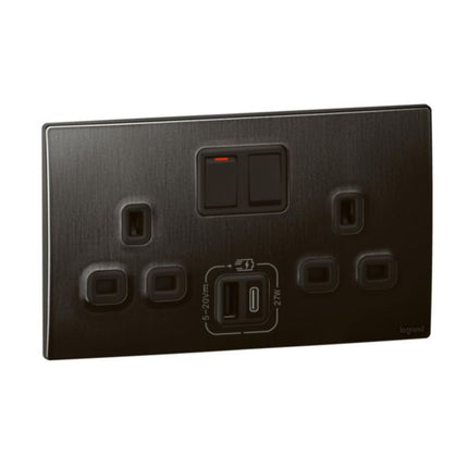 281137BBLegrandملليا سينسز مقبس ثنائي مع شاحن USB A+C
