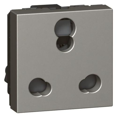573671Legrandمقبس ليجراند 6/16A 3PIN COM مع مصراع مربع 2M ماغنيسيوم