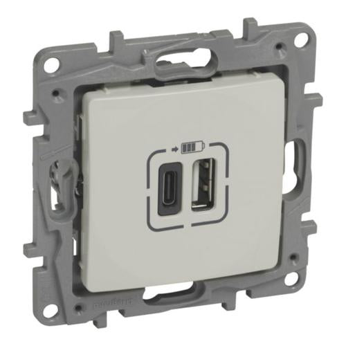 764697Legrandنيلوه مقبس شحن USB مزدوج من النوع A والنوع C وحدتان عاجي